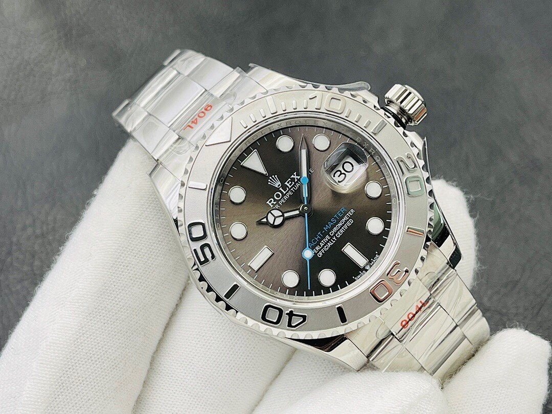 Top-grade watches 035