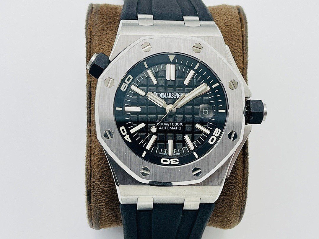 Watch0007
