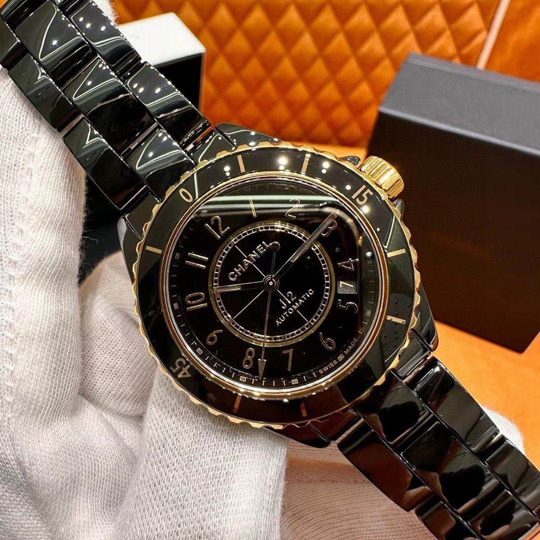 Watch0044