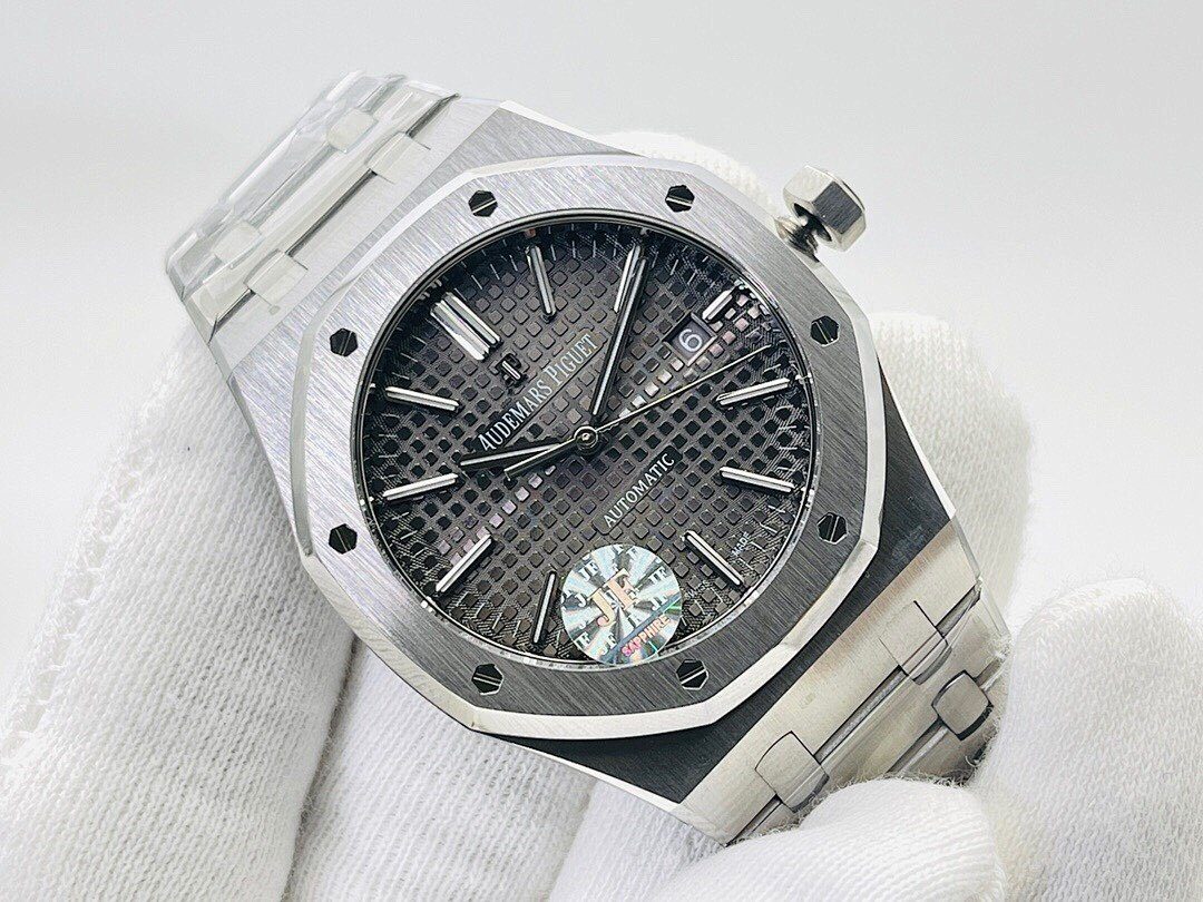 Watch0050
