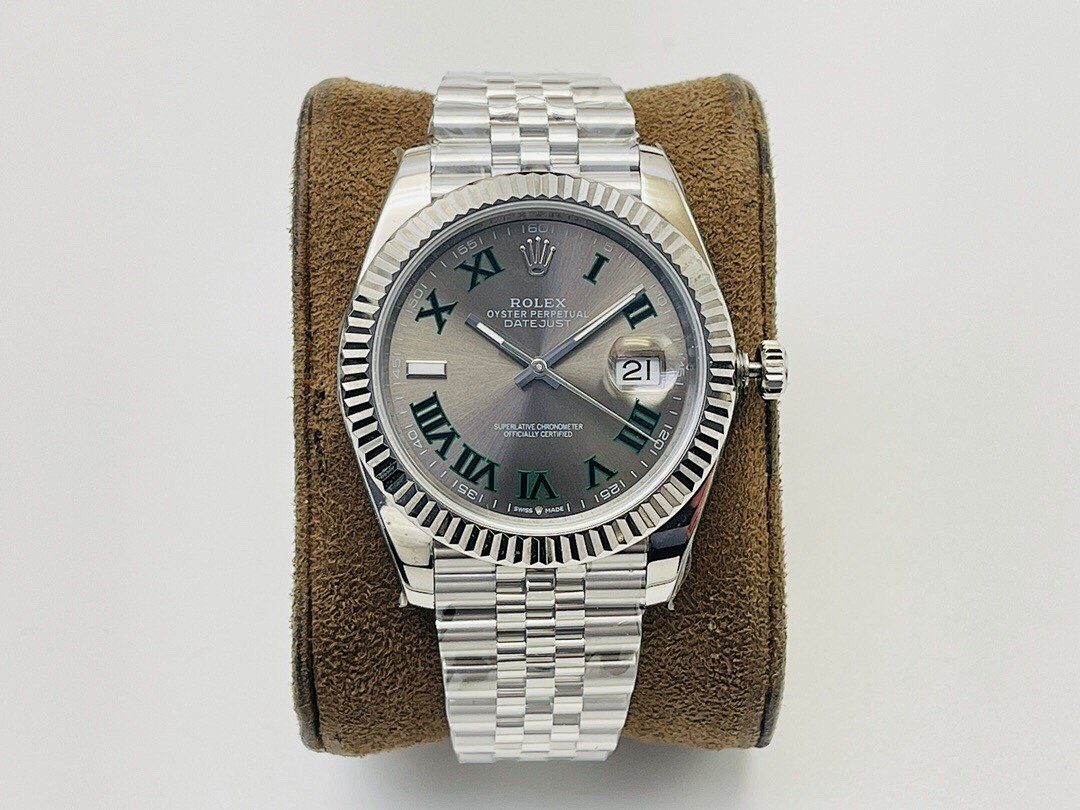 Watch0077