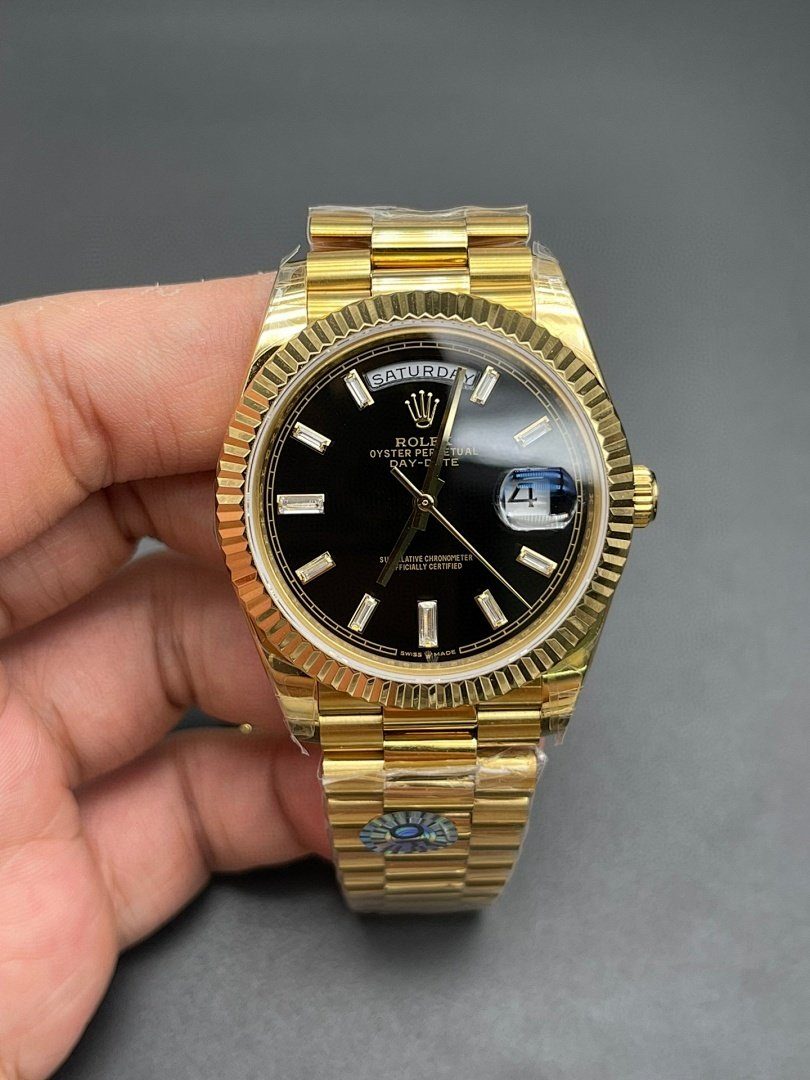 Watch0080