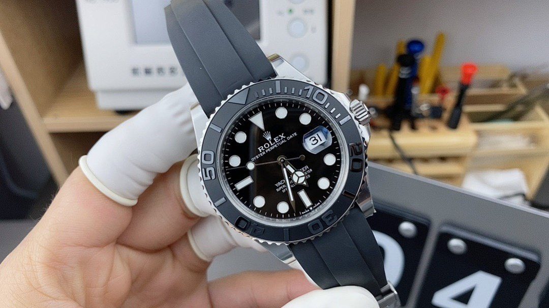 Watch0211
