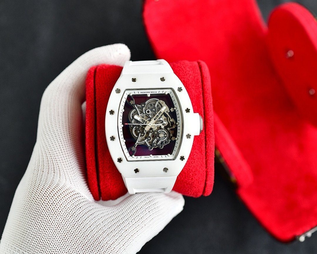 Watch0241