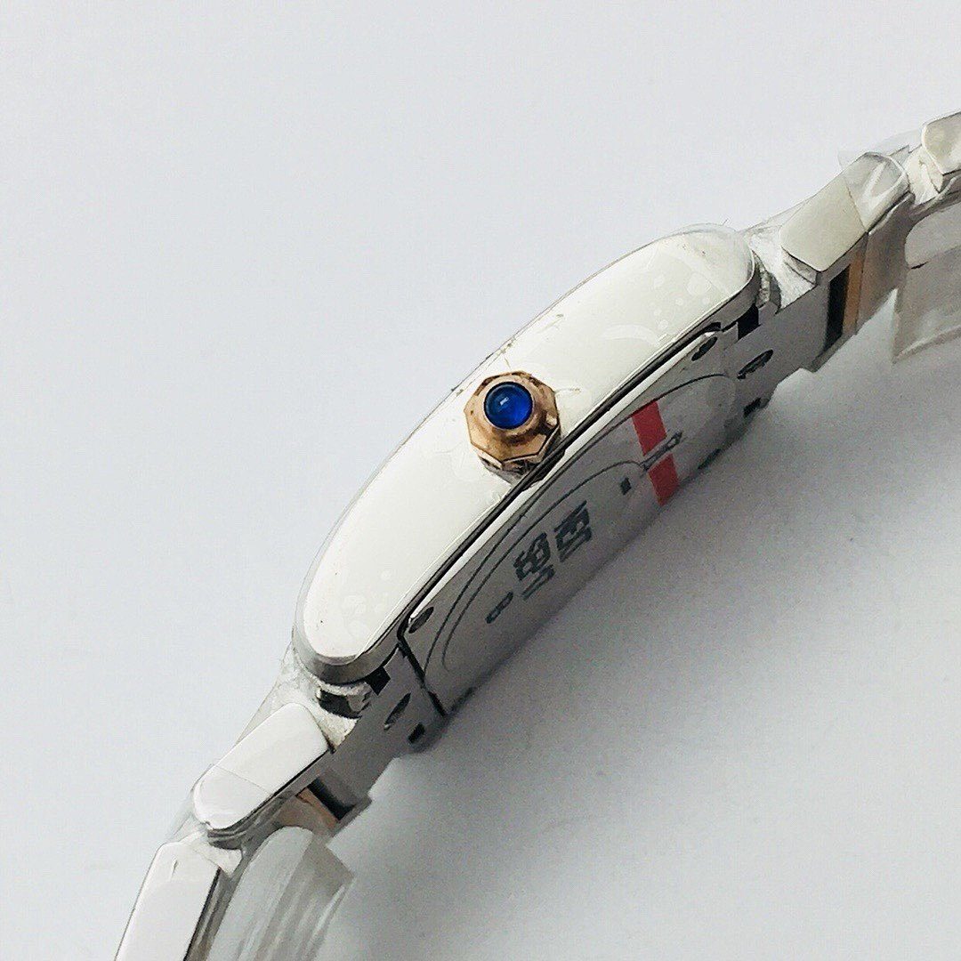 Watch0332