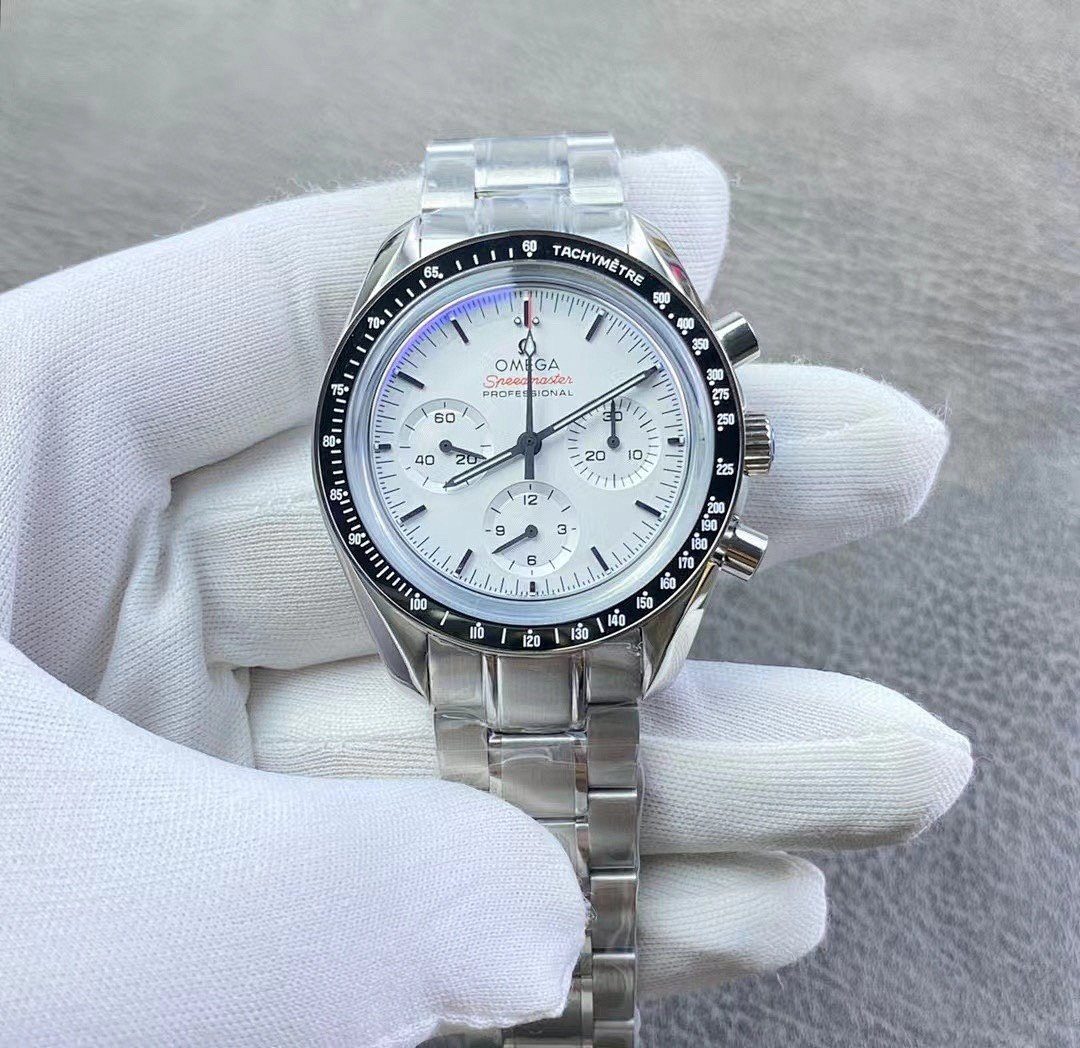 Watch0361