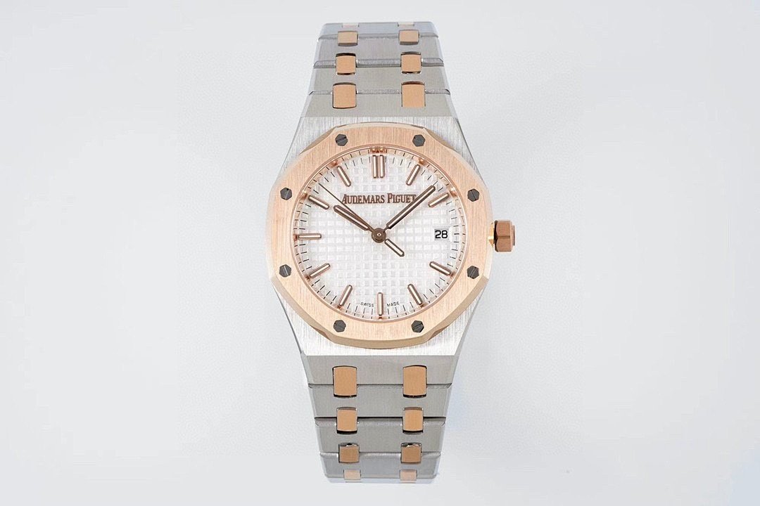 Watch0370