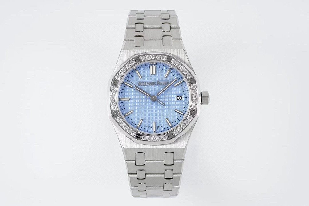 Watch0378