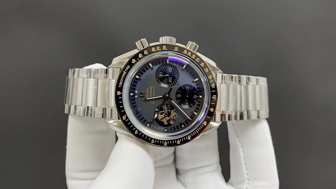 Watch0444