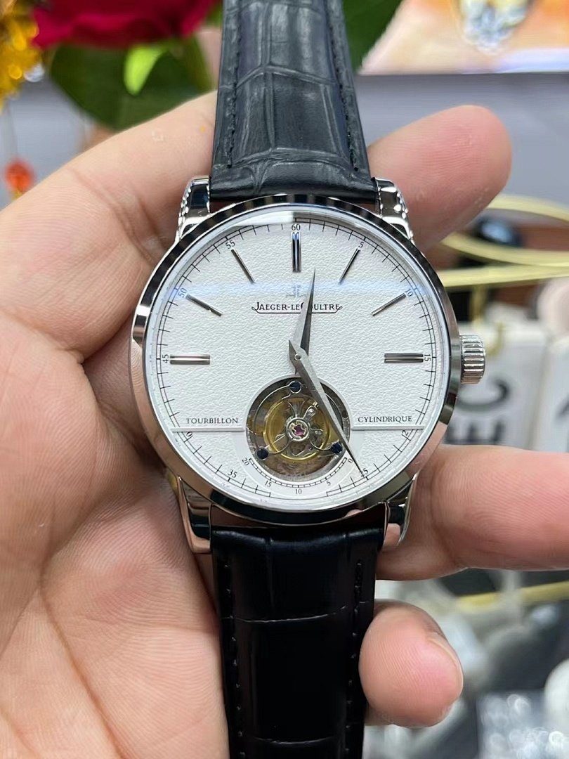 Watch0447