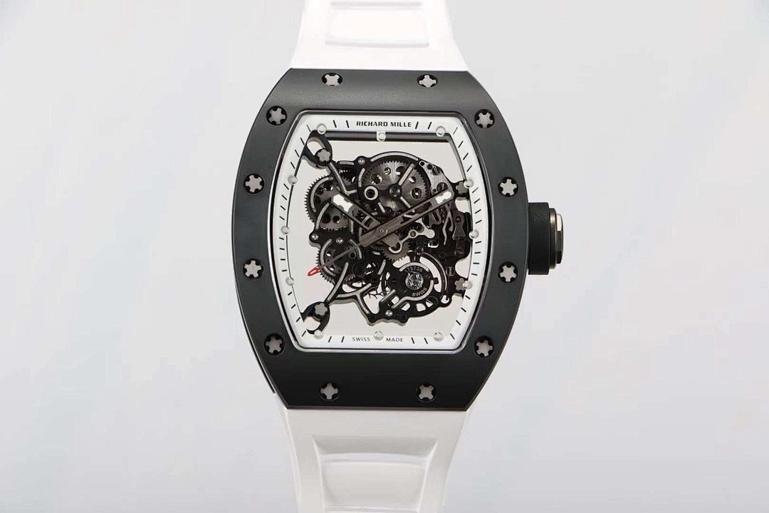 Watch0474
