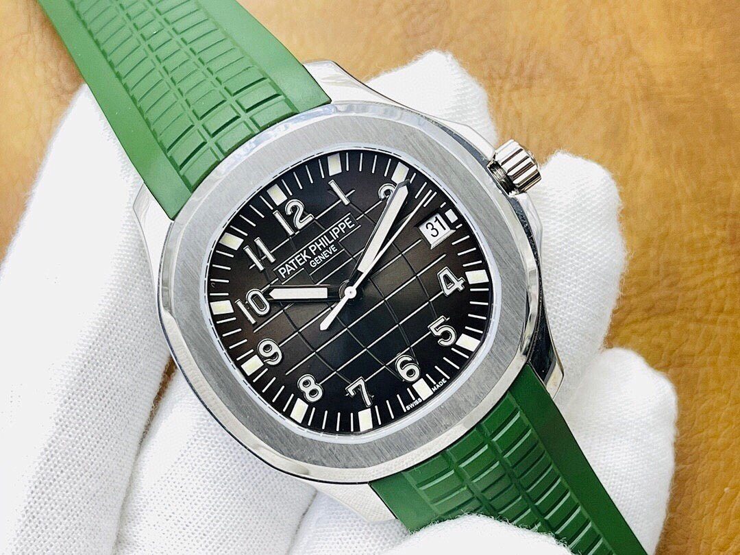 Watch0478