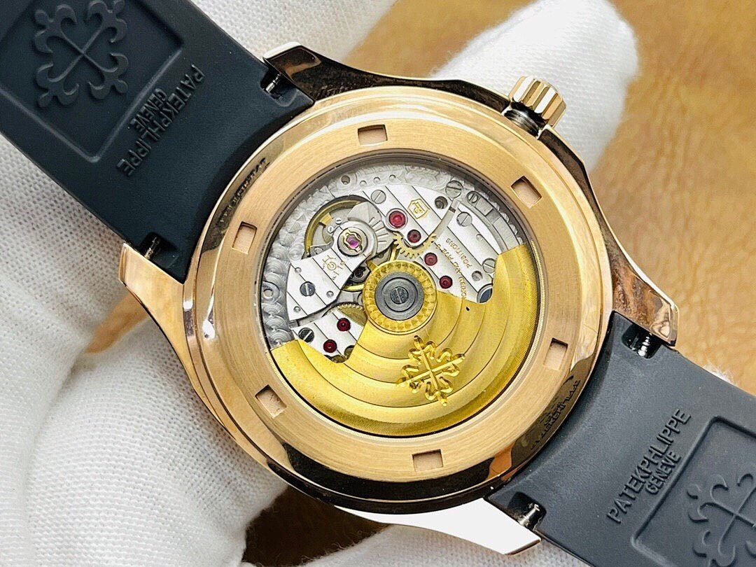 Watch0481