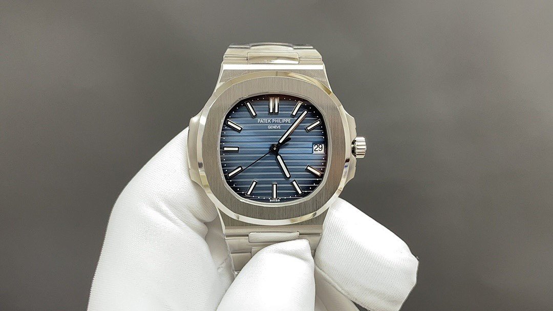 Watch0493