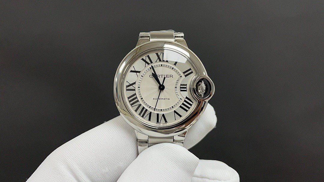 Watch0553