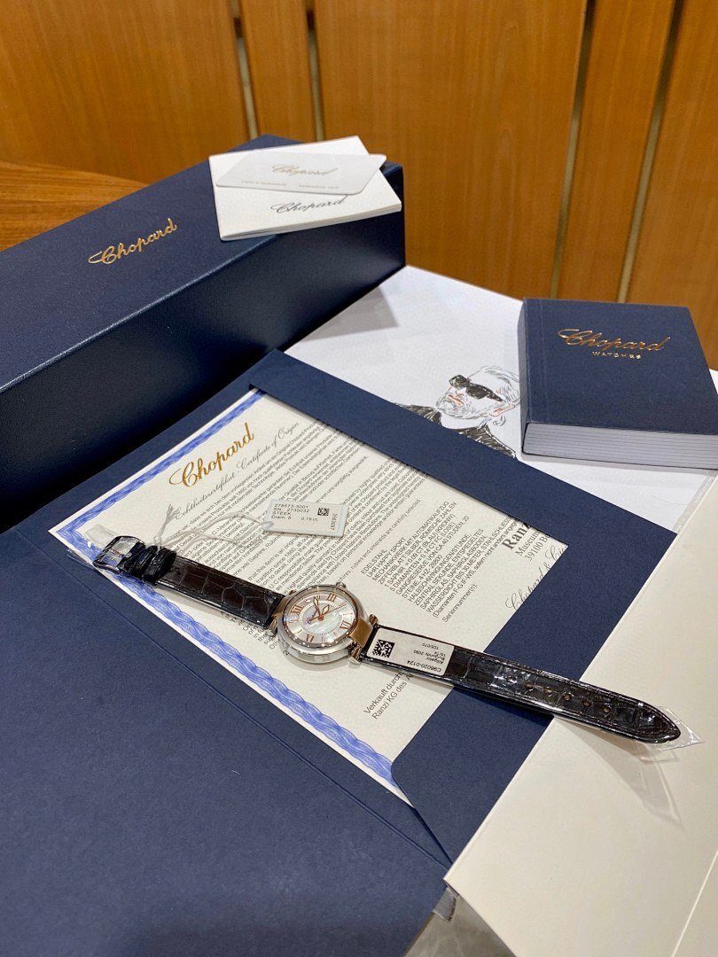 Watch0575