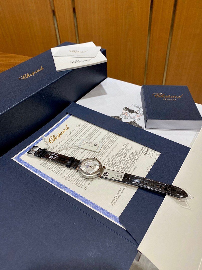 Watch0582
